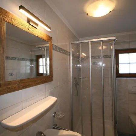 Chalet Heisenhaushuette By Interhome Ramsau im Zillertal