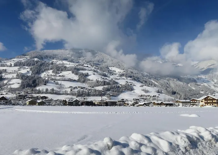 Chalet Heisenhaushuette By Interhome Ramsau im Zillertal