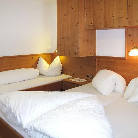 Heisenhaushuette By Interhome 샬레 람자우 임 질러탈