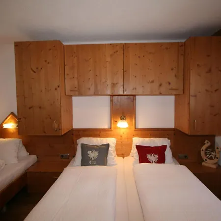 Heisenhaushuette By Interhome